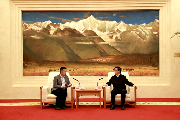 会见.jpg