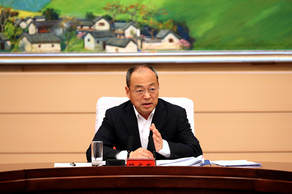 常务会2.jpg 常务会2.jpg