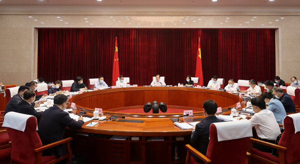 十一届省委常委会第28次会议召开(14052604)-20220622180014.JPG 十一届省委常委会第28次会议召开(14052604)-20220622180014.JPG