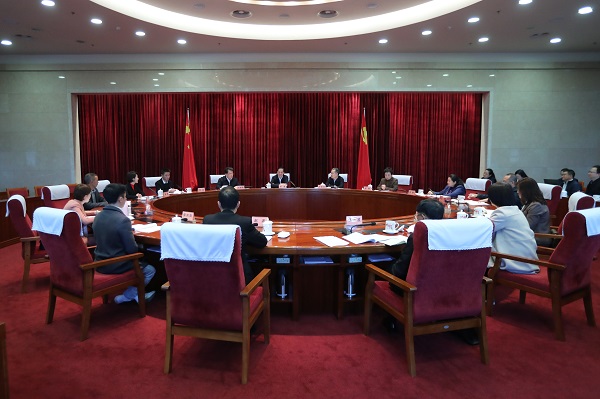 省委召开基层代表座谈会1.jpg