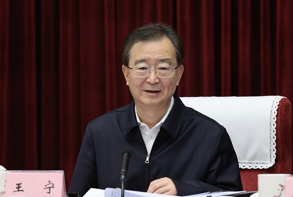 省委理论学习中心组集中学习2-600.jpg