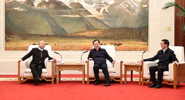 王宁王予波会见正威国际集团董事局主席王文银1.jpg