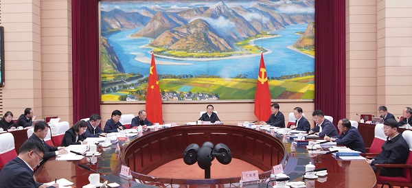 常务会1-600.jpg