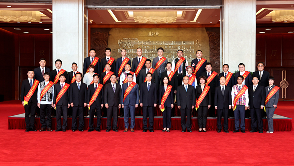 座谈会.jpg 座谈会.jpg