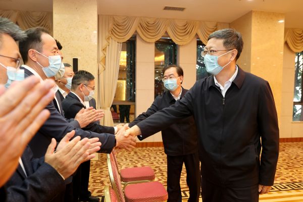 领导稿3.jpg