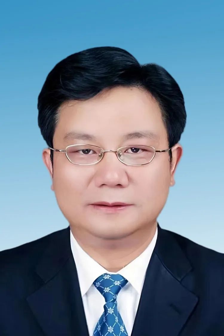 4杨斌.jpg
