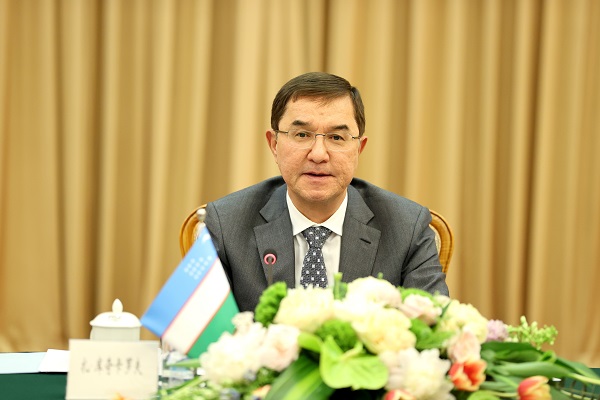 王宁会见2-600.jpg