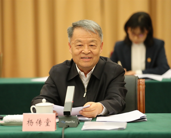 上面来人1.jpg