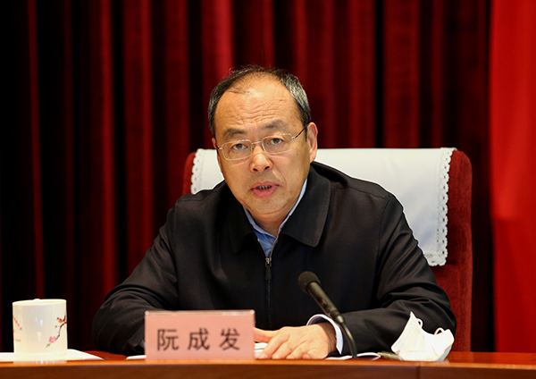 阮成发 600.jpg 阮成发 600.jpg