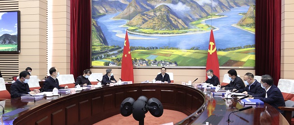 第130次常务会议1-600.jpg