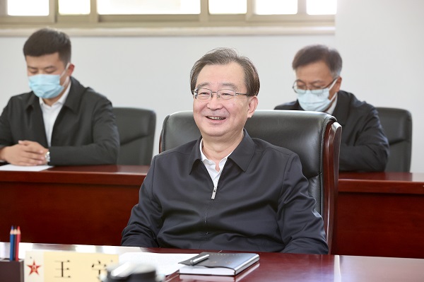 王宁在75集团军调研3-600.jpg