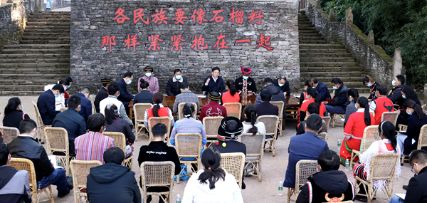 王予波.jpg 王予波.jpg